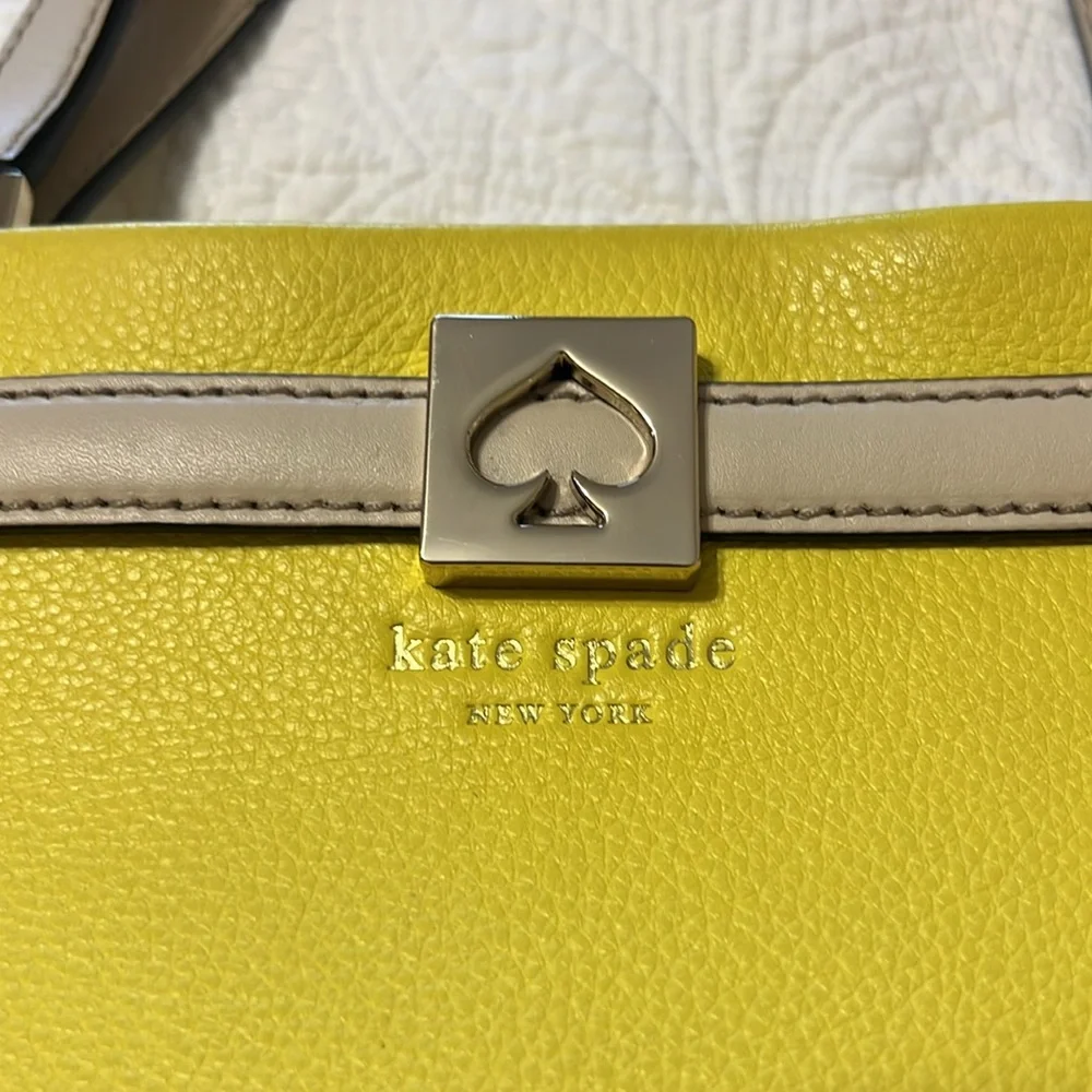 Kate Spade: Leather handbag - Picture 9 of 9